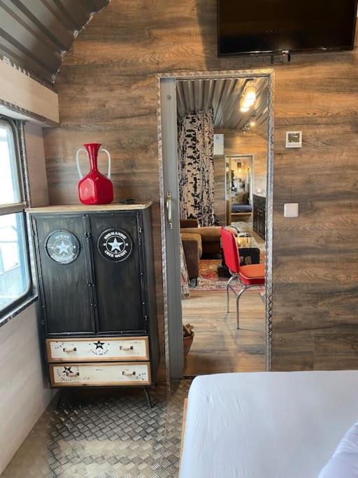 Ferienhaus Gleis 2, Waggon Mit Ofen, Optional Mit Whirlpool Und Sauna