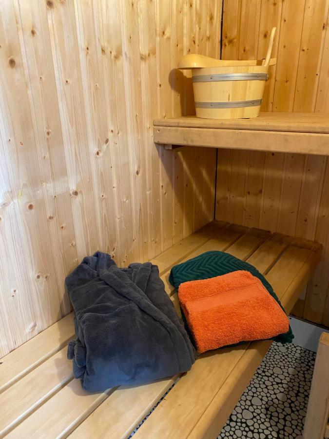 Ferienhaus Gleis 2, Waggon Mit Ofen, Optional Mit Whirlpool Und Sauna